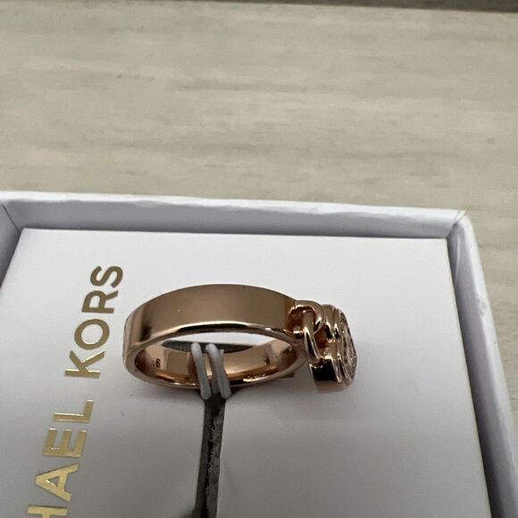 Michael Kors MKJX78897916 Sz 6 RoseGold-Tone "MK" Dangle Heart & Pave Stone Ring - Picture 6 of 8